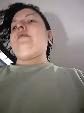 Divine_Pouvoir on StripChat