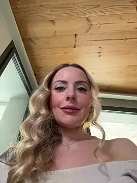 Offline EmaSalis on StripChat