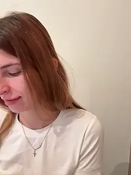 Offline emma05 on StripChat