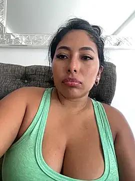 emmyjhonson07 on StripChat 