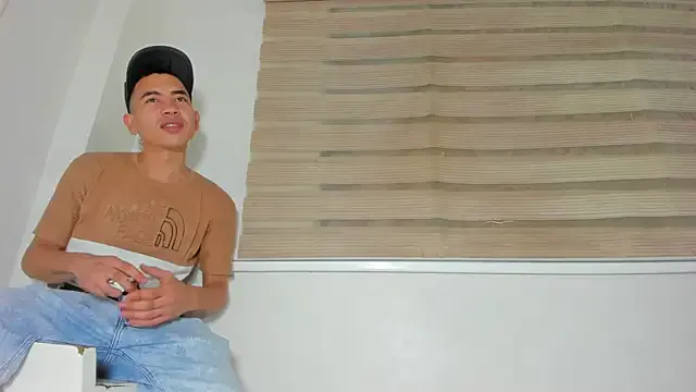 Offline enjoy_hotparty on StripChat