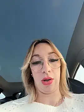 Offline Giuliana_baby on StripChat