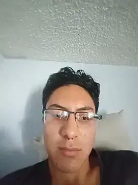 ianyoung18 — Masturbar