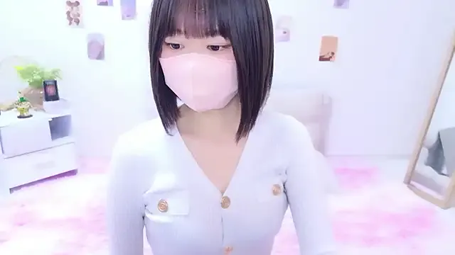 Offline Im_Yu-na on StripChat