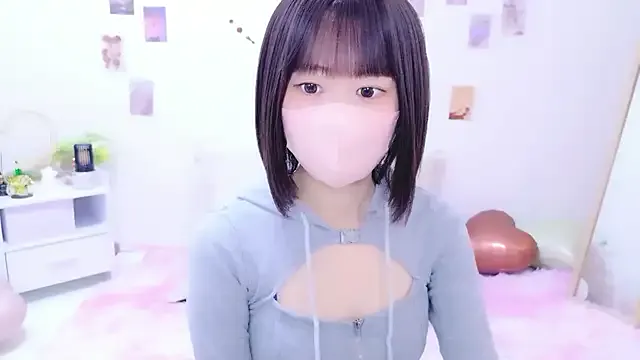 Offline Im_Yu-na on StripChat