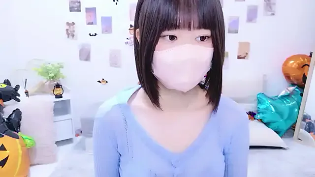 Offline Im_Yu-na on StripChat