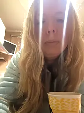 Freechat Irina3718 on StripChat