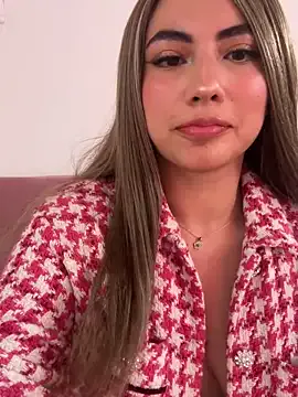 Offline Jadee_grey on StripChat