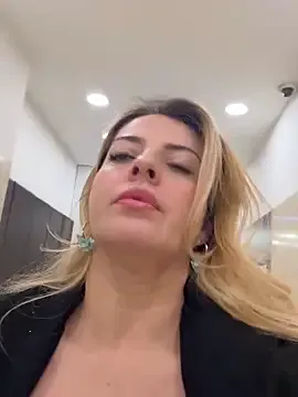 Offline jordynjace on StripChat