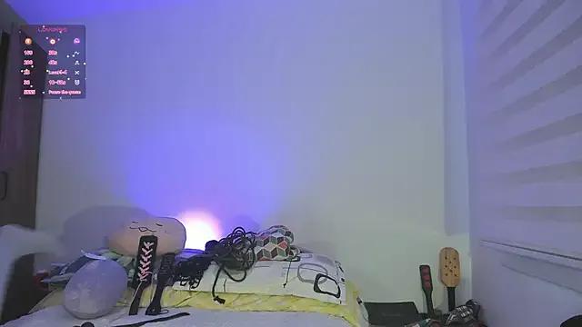 K2xxKrawl — Shake naked ass