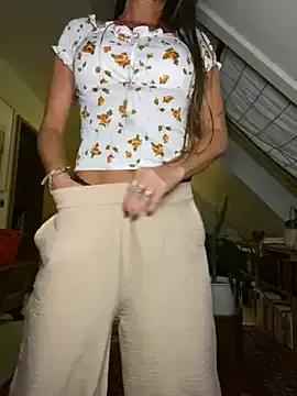 karrola on StripChat 