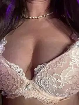 karrola on StripChat 