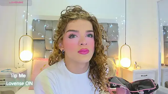 Offline kendallspears_1 on StripChat