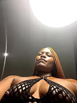 Kikie23 on StripChat 