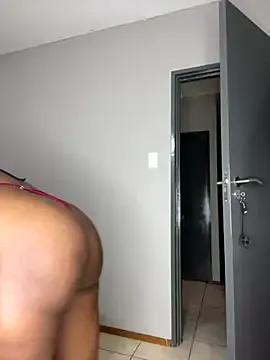 Kinkyy_ on StripChat 