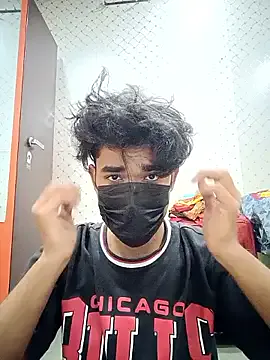 Offline kriZ08 on StripChat