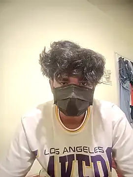 Offline kriZ08 on StripChat