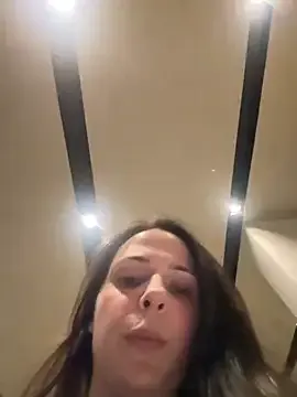 Offline Lady_LauraRose on StripChat