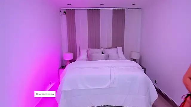 Leah_Grey — FUCK MY PUSSY + OIL IN MY BOOBS