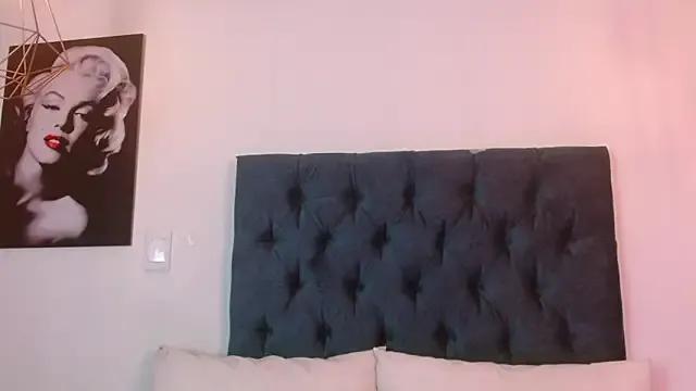 Lilith_Nocturne — Show surprise 