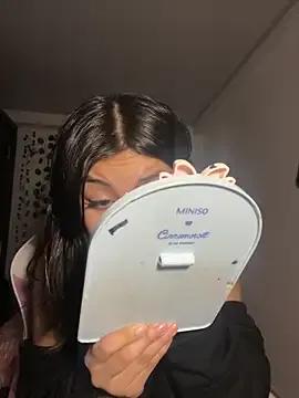 LiLy_kIndly — Play with dildo