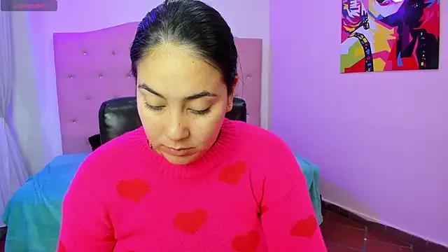 lizzaxs — saliva en mis tetas