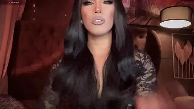 Lo_la_69 on StripChat 