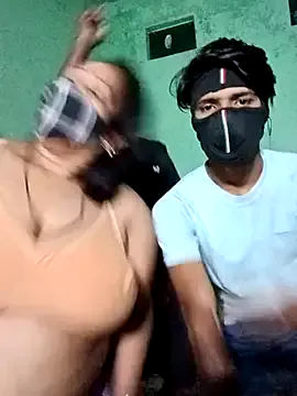 Offline LoveOnStream on StripChat