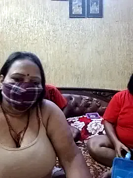 Offline LoveOnStream on StripChat