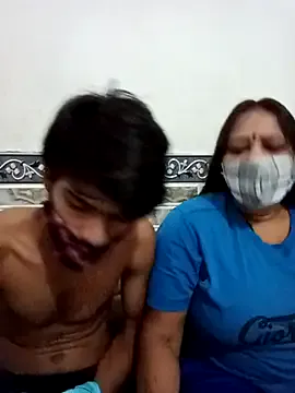 Offline LoveOnStream on StripChat