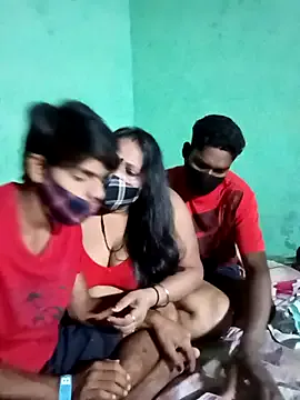 Offline LoveOnStream on StripChat