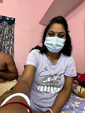 Lovlycouple1 on StripChat 