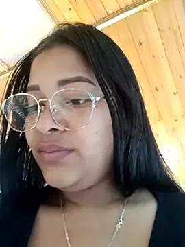 Luceroxxx7 — Undress me and play with my body