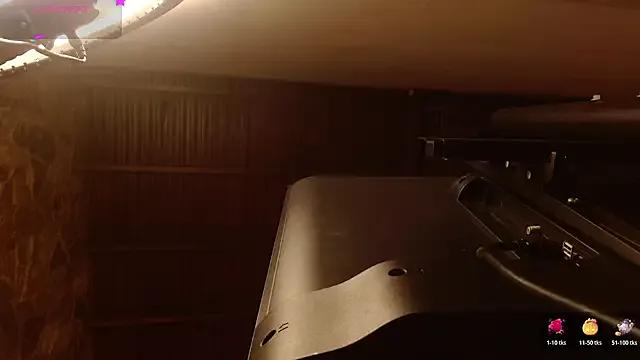 madame_ibby on StripChat 