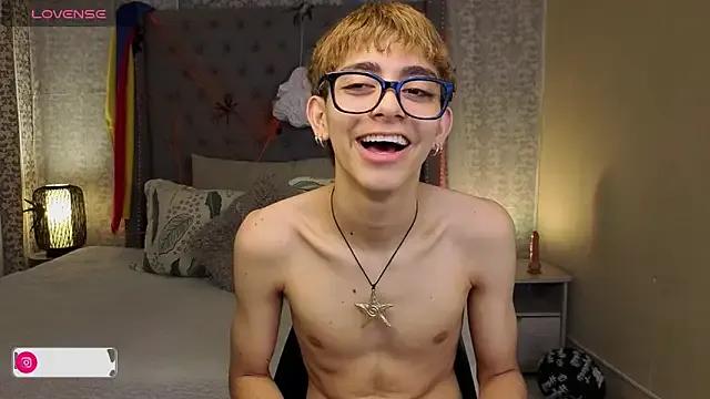 Matty_Sparkk on StripChat 