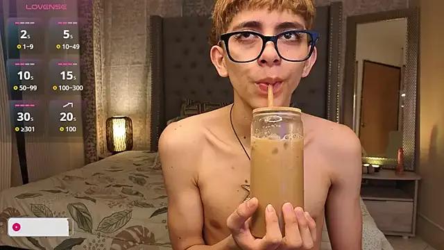 Matty_Sparkk on StripChat 