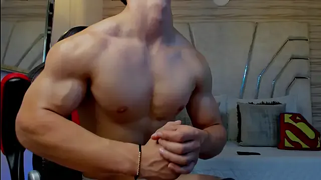 Offline MAXTHOMSON on StripChat