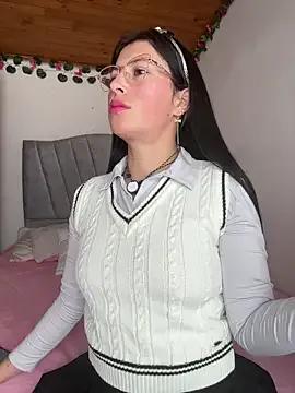 Mia_salinass — remove blouse 2 min toys