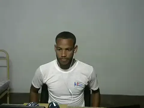 Freechat michel_sc on StripChat