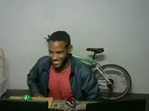 Freechat michel_sc on StripChat