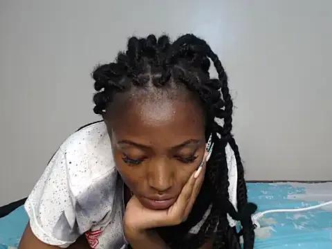 nanaswee on StripChat 