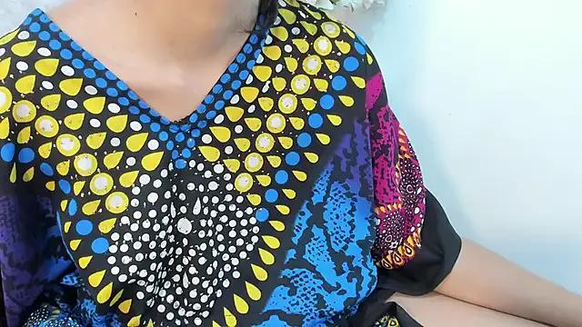 naomiii__ — tits with oil