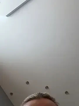 Offline NaughtyNinky on StripChat