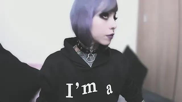 NikkiRamone on StripChat 