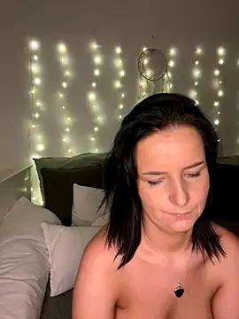 Off__Melonenmandy on StripChat 