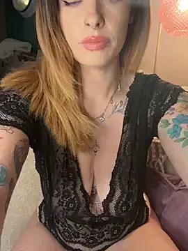 PiperPassionX on StripChat 