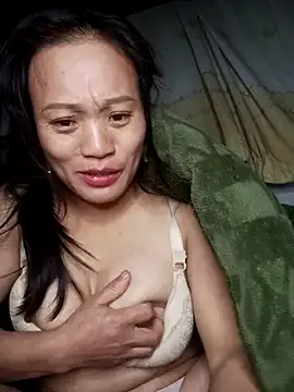 Offline Piu_18 on StripChat