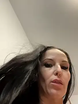 Offline Playful_Amanda on StripChat