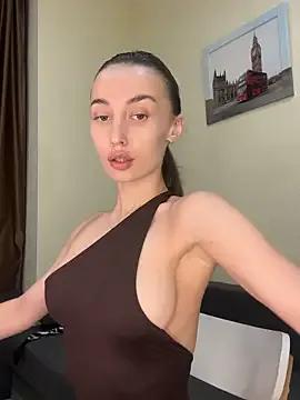 Polli_Kiss — Get me hot and Naked