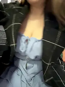 Offline PumaShyXD on StripChat